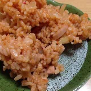 魚肉ソーセージと玉葱★ケチャップライス(*^^*)